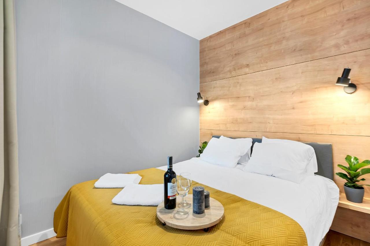 Appartement Lumina Deluxe Varsovie Extérieur photo